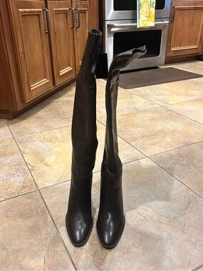 Mossimo Dutti Over-the-Knee Leather Boots in Dark Brown